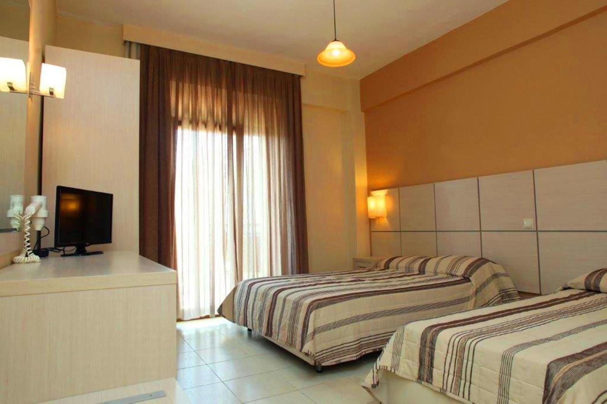 Aristotelis Hotel Фурка Экстерьер фото