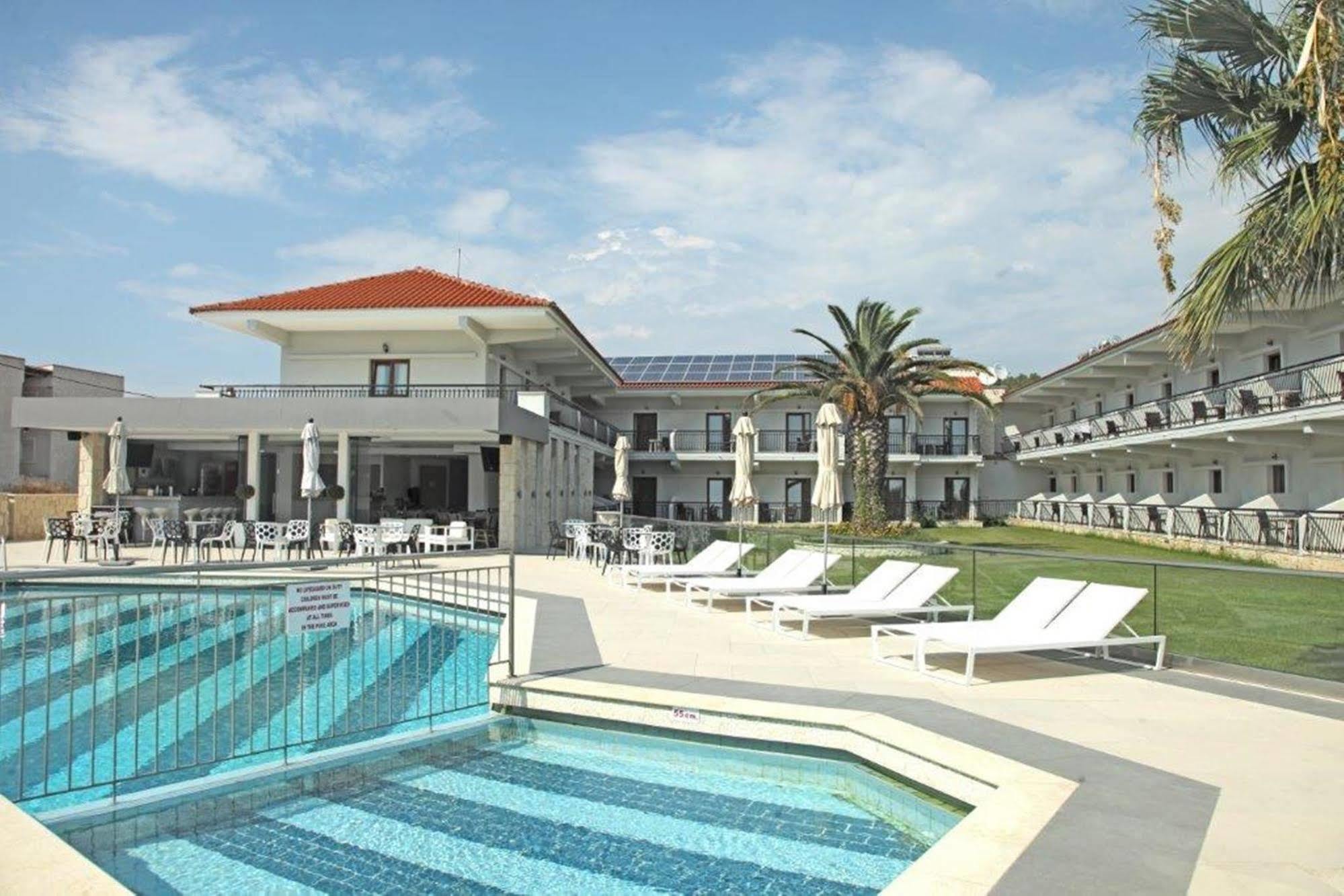 Aristotelis Hotel Фурка Экстерьер фото